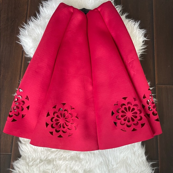 Cute Tulip Midi Skirt - Picture 2 of 5